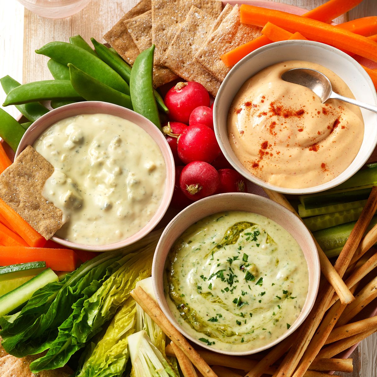 Dips & mayonnaise platter